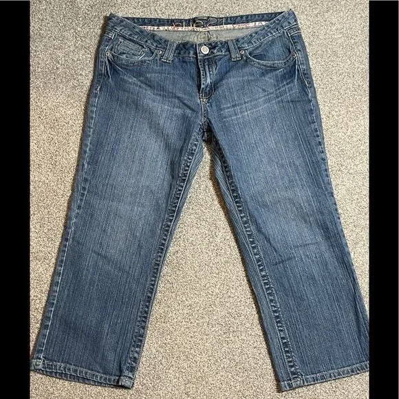 RUE 21 Capri Jeans Blue Size 13/14 - Picture 1 of 4